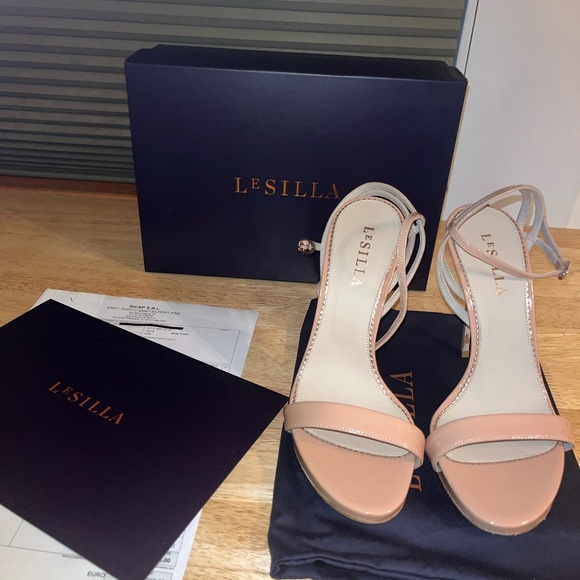 These are authentic LeSilla Phard (Nude) Patent Leather Platform Sandals - Picture 12 of 12
